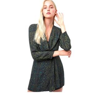 French Connection Erina Drape V-neck Dress Olive Green Size 6 NWOT
